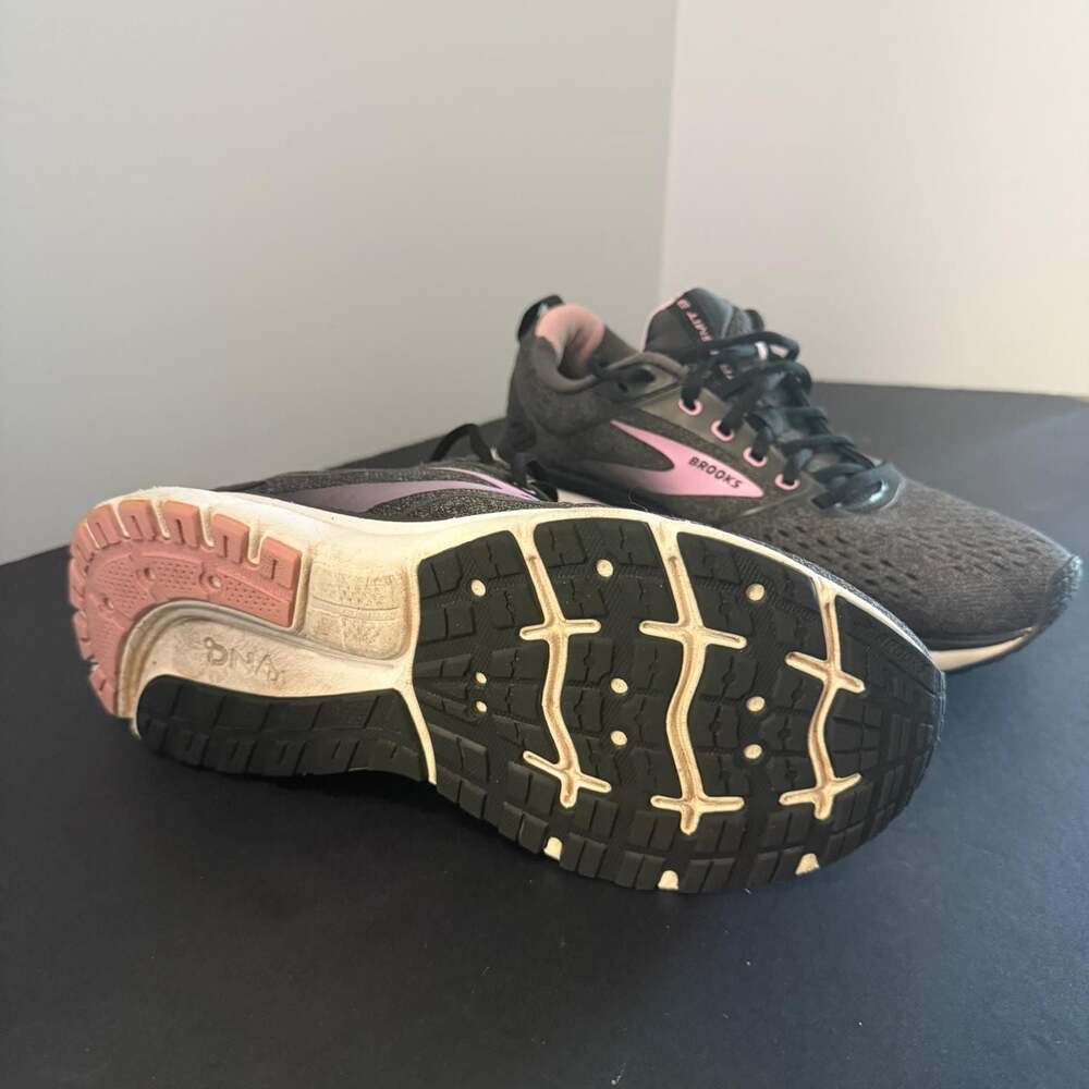 Brooks Transmit 3 Women's Running Shoes Size 8.5 Grey Pink - Picture 8 of 10